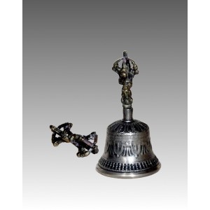 Dorje e campana