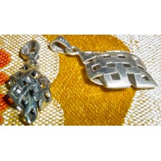 Nodo infinito in argento, pendente piccolo