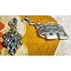 Nodo infinito in argento, pendente piccolo